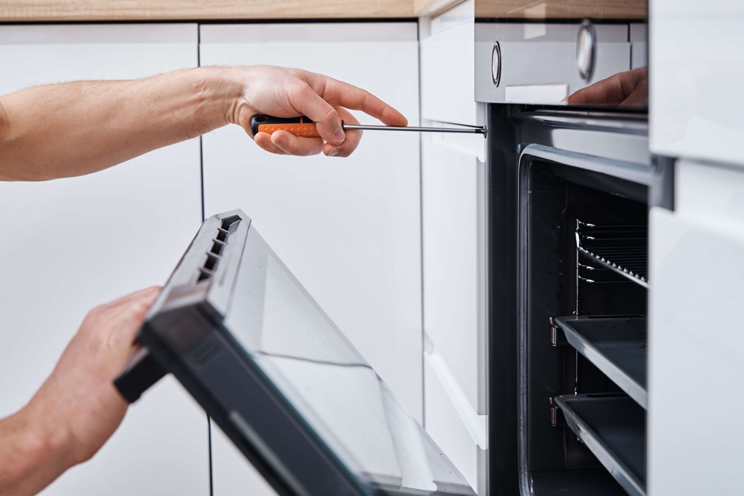 Manutenção de forno elétrico: o que você precisa saber